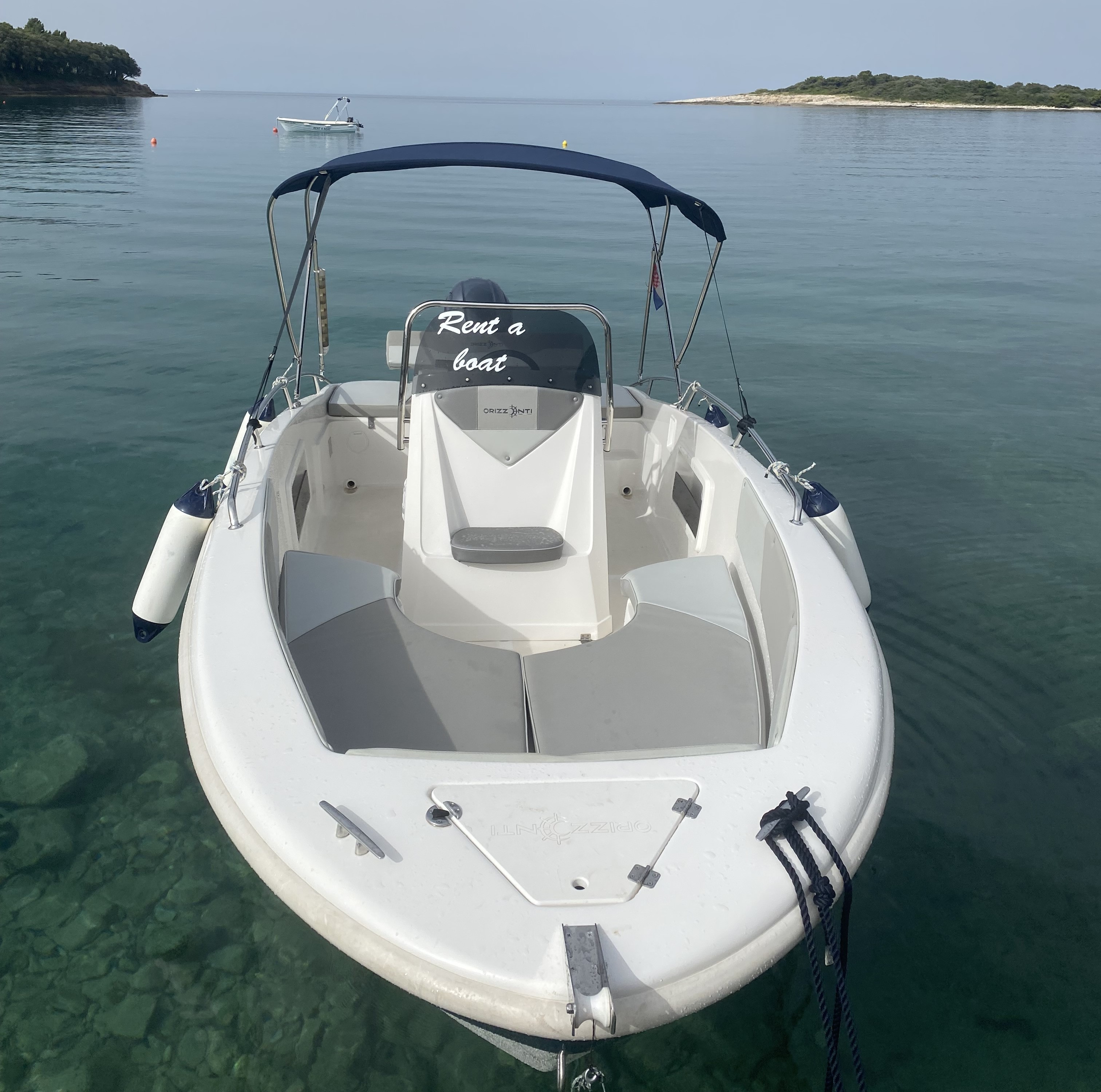 Rent a speedboat medulin